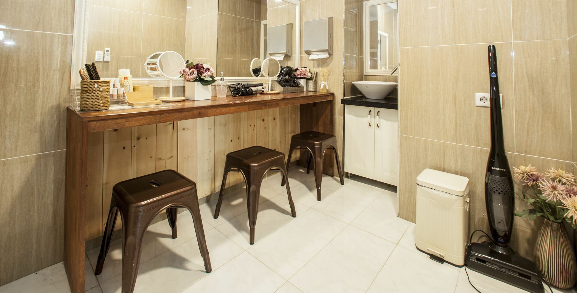First Guesthouse Пусан Екстериор снимка